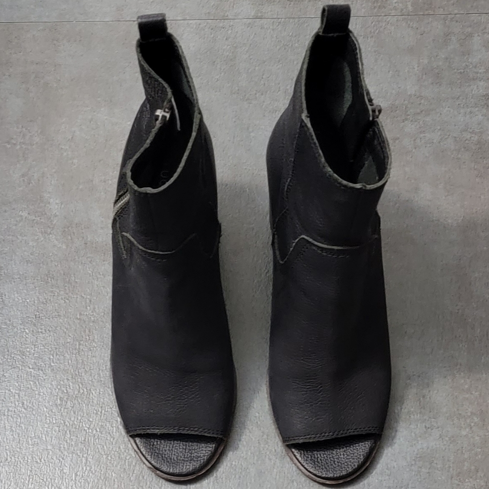 Lucky Brand Black LK-KAMREN Ankle Bootie, Women's Size 8 - Picture 5 of 10